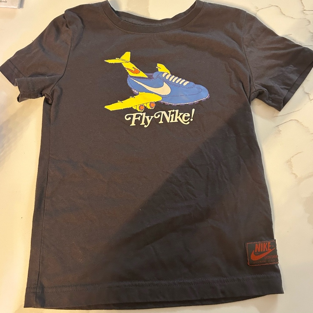Nike Kids Fly Graphic Tee - Gray, Blue, Yellow